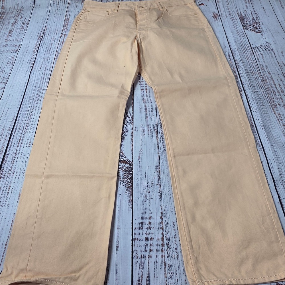 Levi's 501 Original Fit Jeans Mens 38x32 Peach NWOT Button Fly Straight Leg - Picture 3 of 9